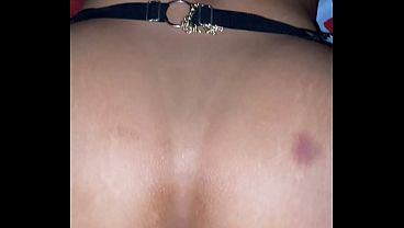 MI COMPAÑERA DE U ES UNA ZORRA QUE LE GUSTA EL SEXO ANAL Y APARTE DE ESO CHUPA VERGA COMO PUTA