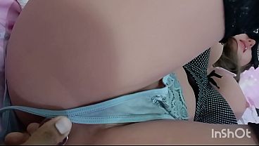 Hijastra asiática sexo anal con plug ,goza el sexo duro