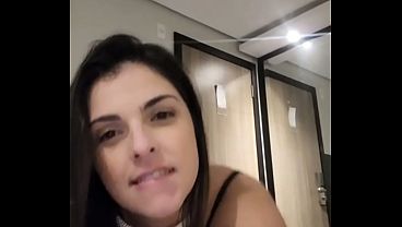 Video vazado de casada dando o cu para o amante – Fodi casada puta sem camisinha e a safada gravou toda a foda para mandar para o corno manso.